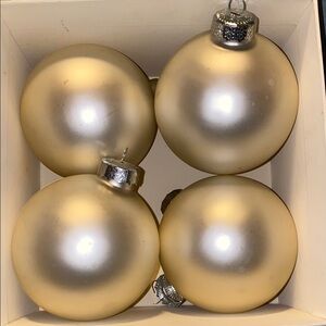 BX44 Vintage 4 large Elegant Pearl Color Holiday Ornaments